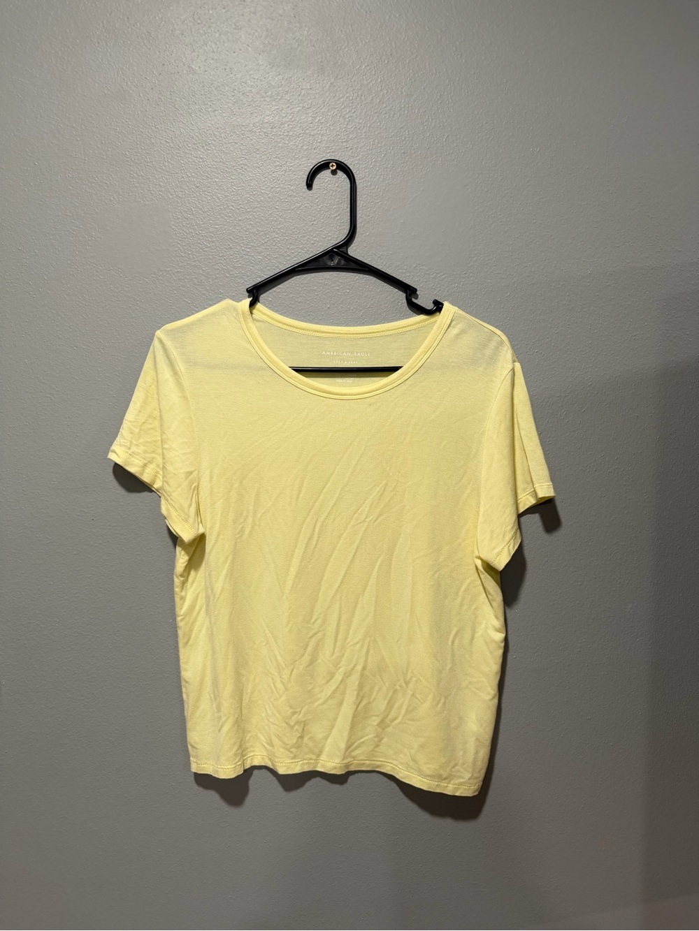 American Eagle Outfitters Short Sleeve Tee - Light Yellow